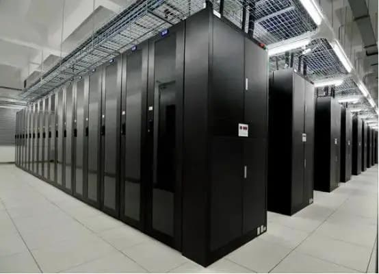 哈尔滨16A机柜租用价格